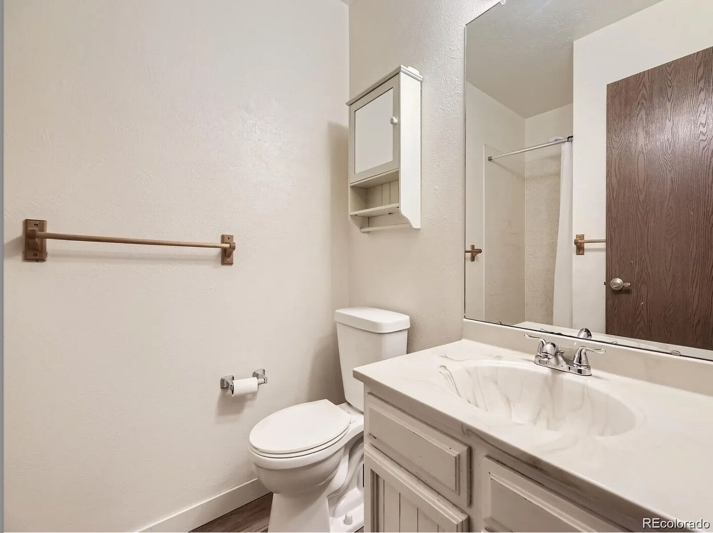 Building Photo - 2949 Shady Holw E