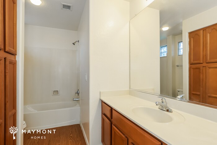 Building Photo - 16812 W Marconi Ave