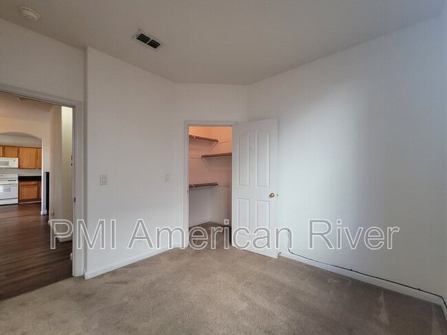 Building Photo - 8233 Windmill Oaks Pl