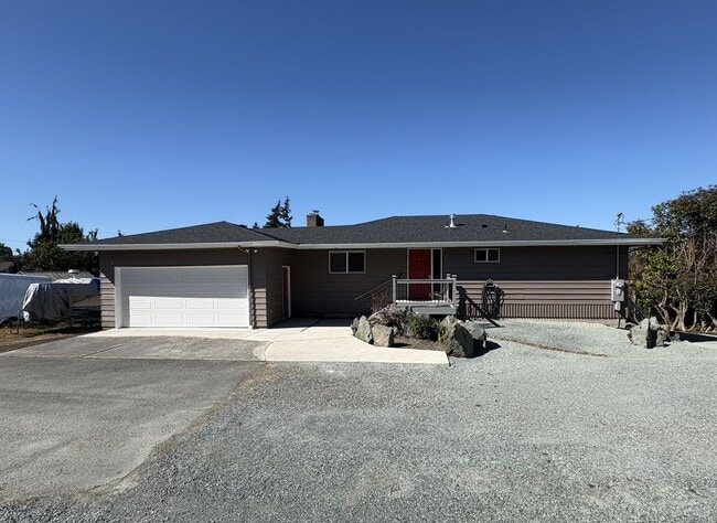 Primary Photo - 3715 Q Ave