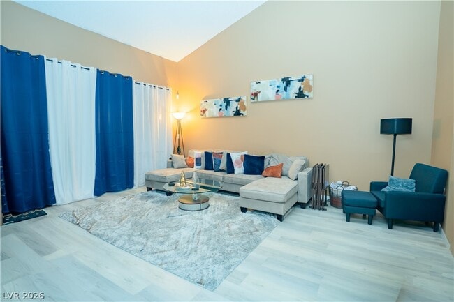 Building Photo - 2451 Domingo St