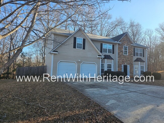 Building Photo - WOW!!...GORGEOUS!!..UPGRADES /AMAZING MASTER/ FENCED YD/ SWIM-TENNIS