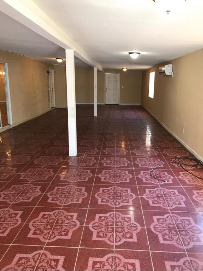 Building Photo - 3 bedroom in Peoria AZ 85345