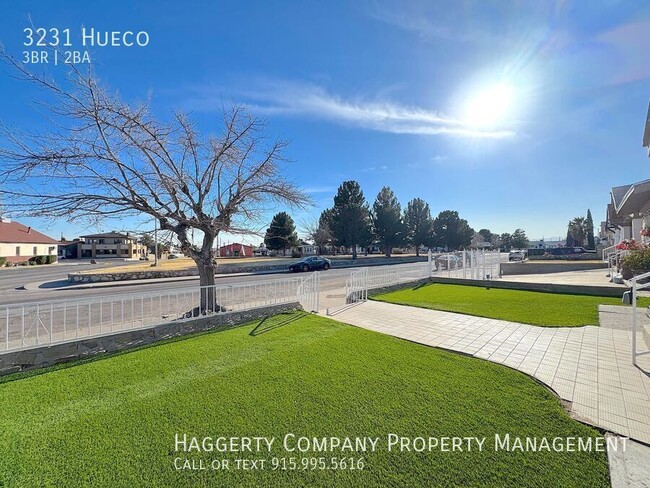 Building Photo - 3231 Hueco-