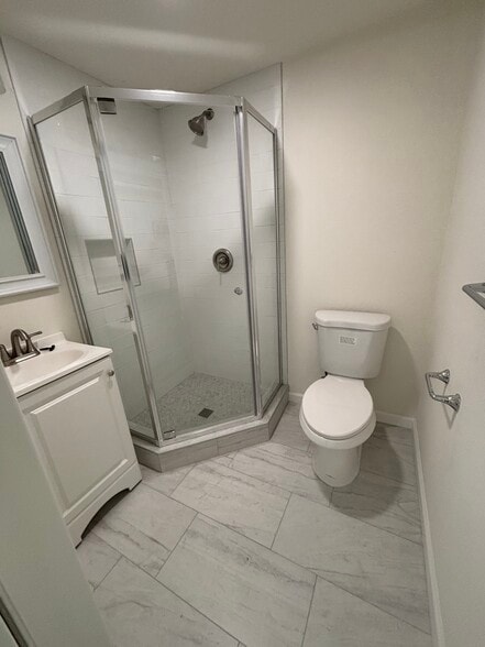 Building Photo - 2049 Via Alexandra