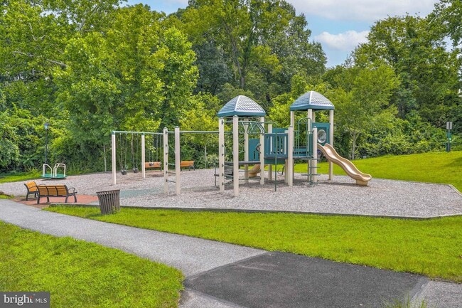 Building Photo - 3903 Emory Ridge Rd