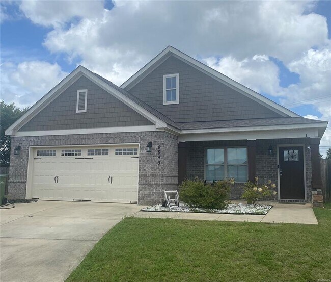 Building Photo - 8943 Braxton Ln