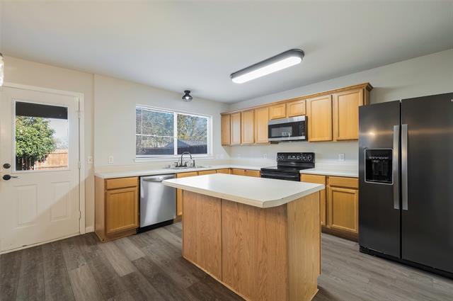 Building Photo - 1817 Heron Dr