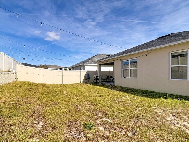 Building Photo - 241 Meadowbrook Blvd