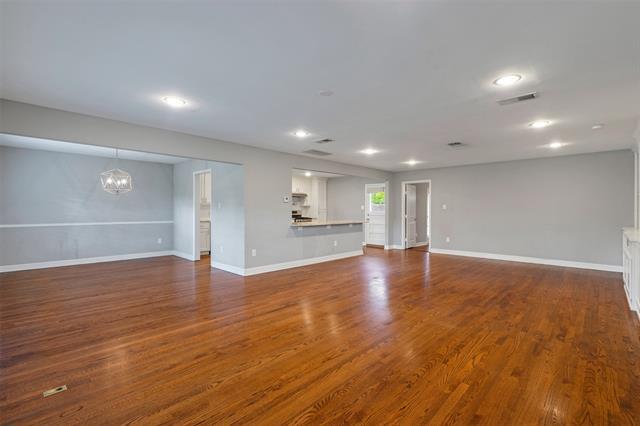 Building Photo - 4628 Surf Dr