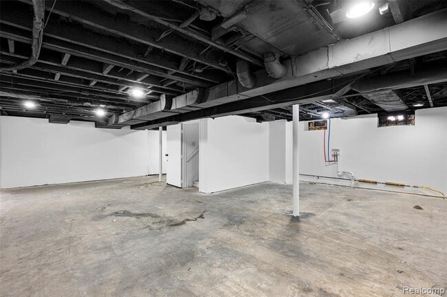 Building Photo - 1121 N Lafayette St