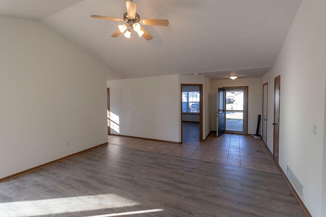 Building Photo - 1602 Typhoon Dr