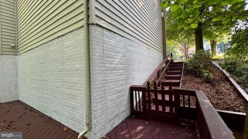 Building Photo - 6628 Byrns Pl