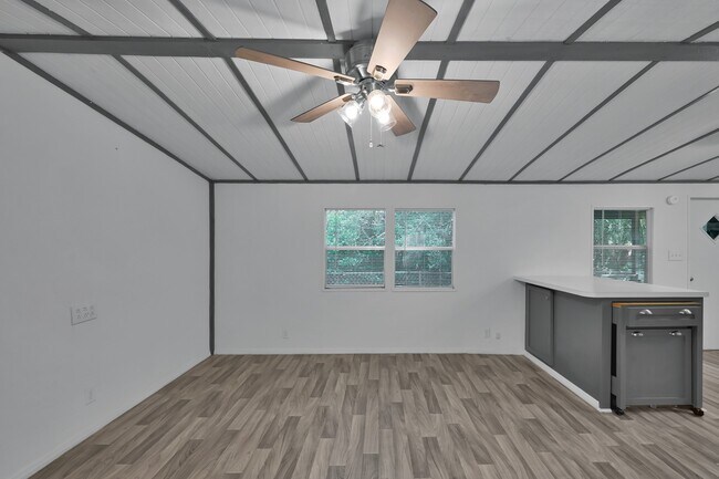 Building Photo - 6432 Longmire Rd