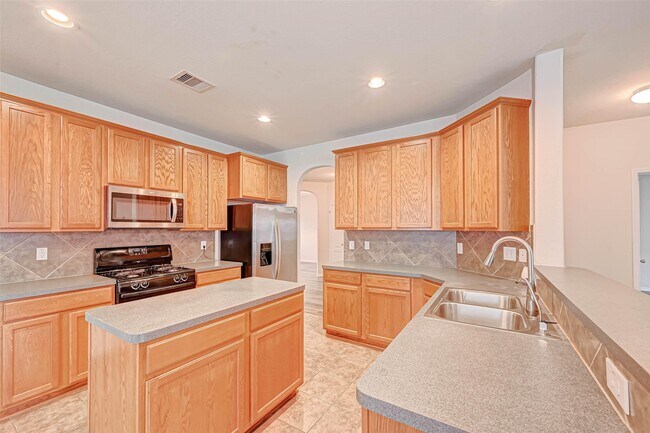 Building Photo - 2815 Mustang Hill Ln
