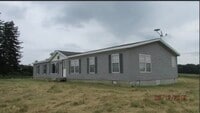 Building Photo - 4421 Tamarack Rd