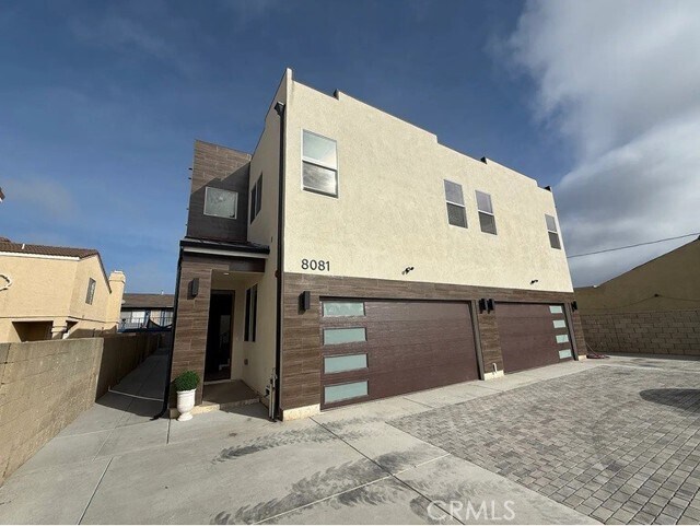 Building Photo - 8081 La Palma Dr