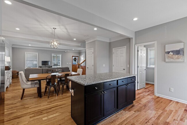 Building Photo - Open Layout home in Maynor Place