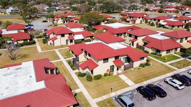 Building Photo - 467 Hunter Cir