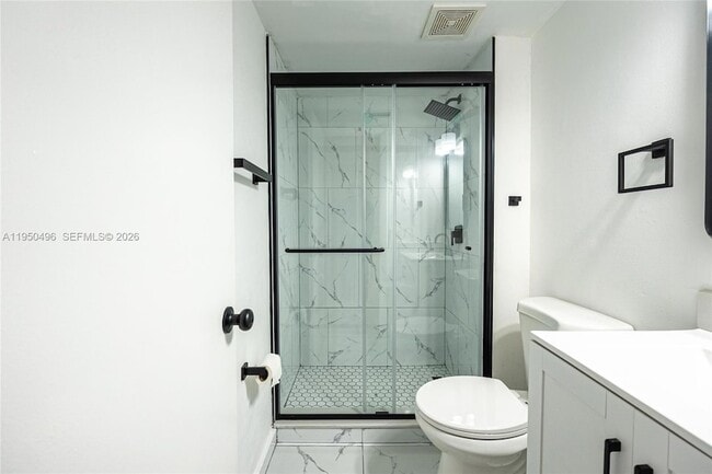 Building Photo - 2575 SW 27th Ave