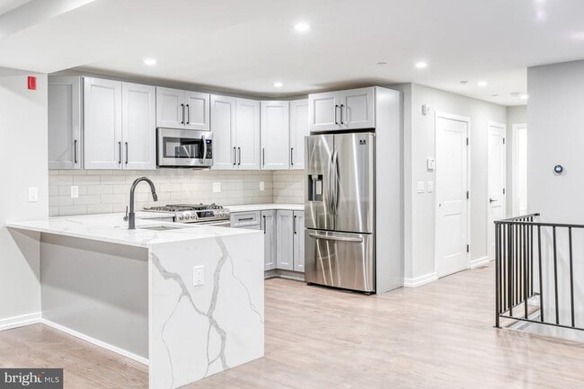 Building Photo - 2026 Spring Garden St