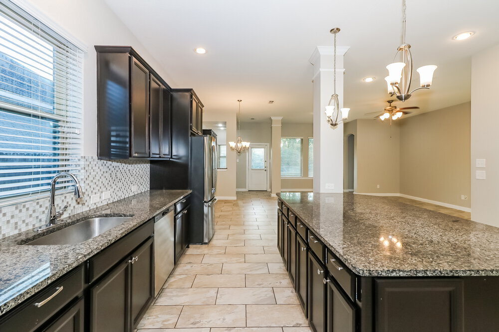 Building Photo - 415 Rocky Briar Ct