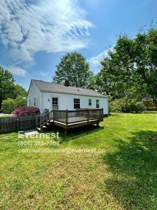 Building Photo - 1016 Boroughbridge Rd