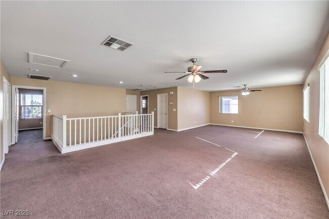 Building Photo - 121 Pettswood Dr