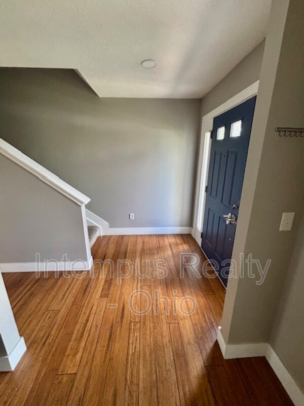 Building Photo - 1482 Geranium Dr