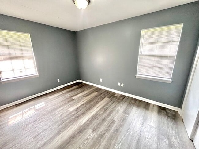 Building Photo - 3218 Teton Dr NW