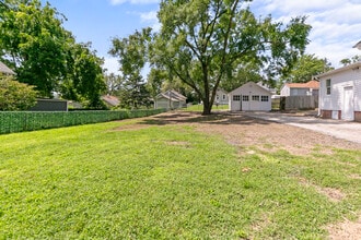 Building Photo - 2320 N 63rd St