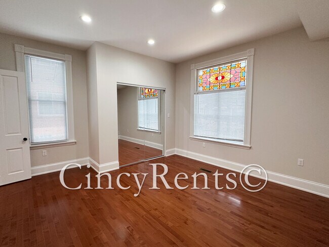 Building Photo - 3942 Hazel Ave