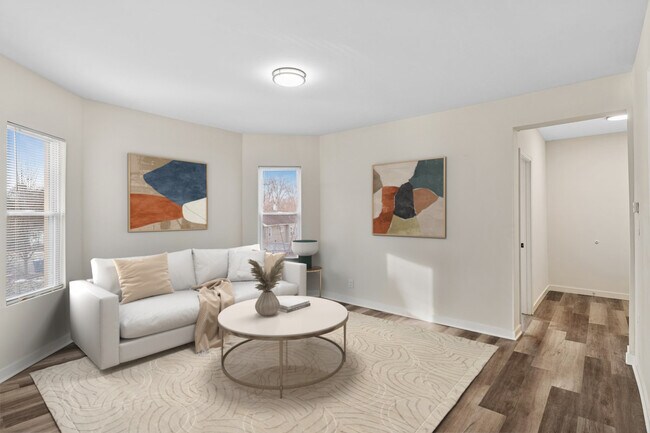 Building Photo - 515 George Ave