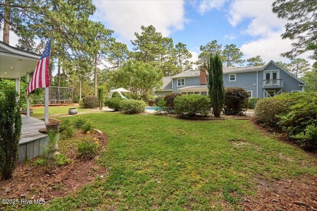 Building Photo - 209 Lazar Ln