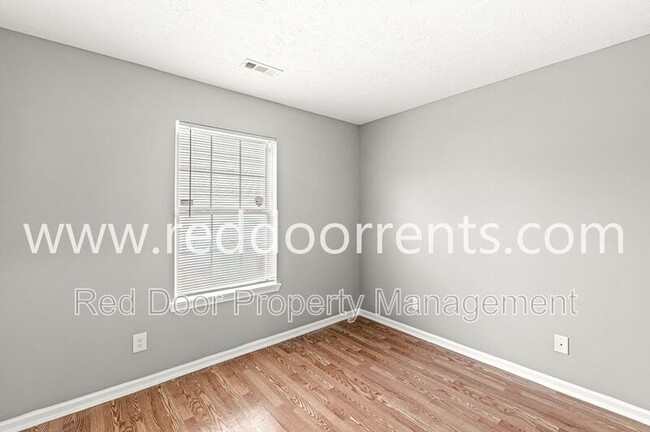 Building Photo - 3003 Briarchase Ct
