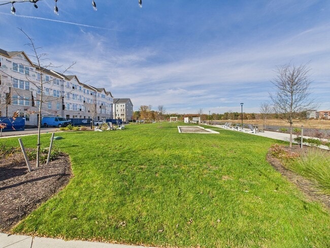 Building Photo - 2802 Calgary Ln