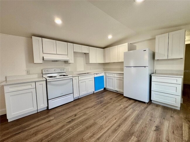 Building Photo - 112 Laureti Ln