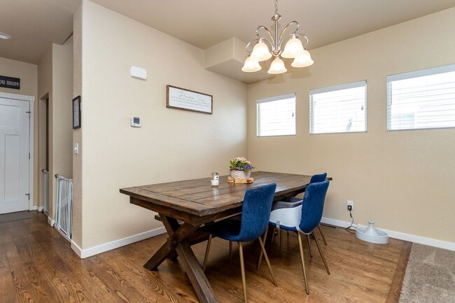 Building Photo - Immaculate 3-Story Home | Comfort, Space &...