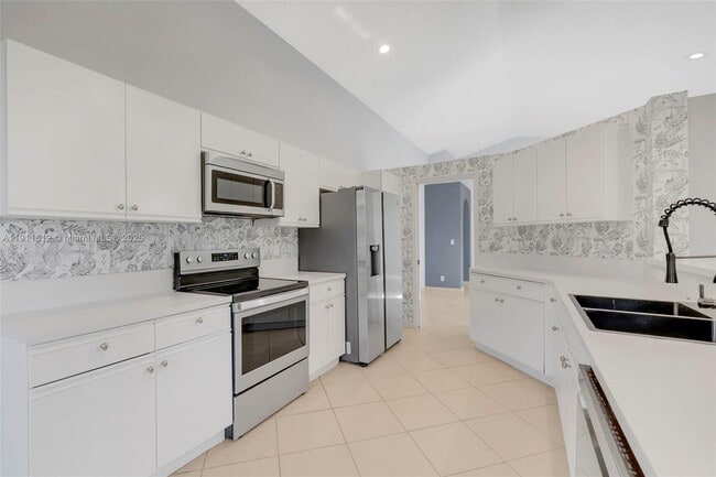 Building Photo - 8442 NW 57th Dr