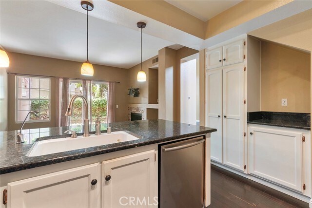 Building Photo - 27726 Rubidoux