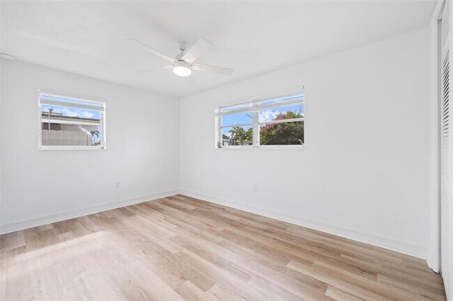 Building Photo - 7701 NW 15th Ct
