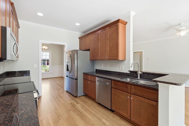 Building Photo - Welcome to Windmill Meadows!