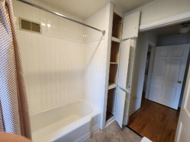 Building Photo - 354 Ferson Ave