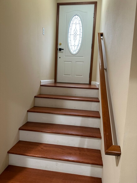 Building Photo - 17509 32nd Ave W