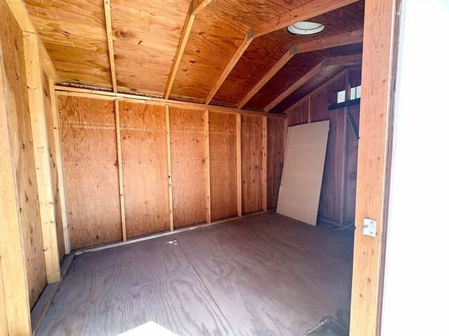 Building Photo - Charming Single-Story Home in Spring Valley