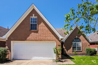 Building Photo - 8459 Cross Point Dr