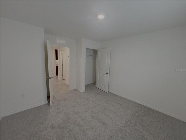Building Photo - 481 W Rexford Dr
