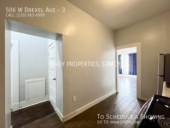 Building Photo - 506 W Drexel Ave