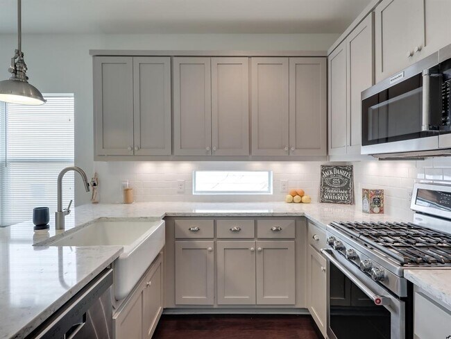 Building Photo - 1109 Euphoria Bend