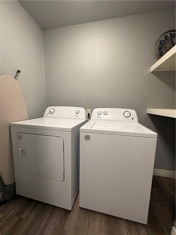 Building Photo - 810 E Central Ave